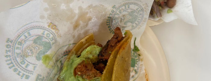 Tacos El Franc is one of Orte, die Juliana gefallen.