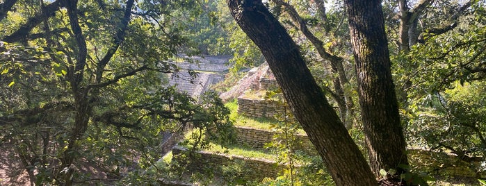 Zona Arqueológica "Tenam Puente" is one of Chiapas.