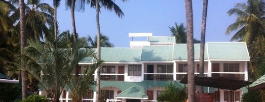 Hotel Green Palace is one of Hotels in Varakala Beach.