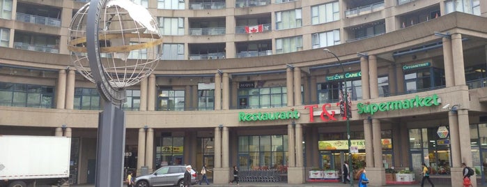 T&T Supermarket 大統華超級市場 is one of Vancouver, BC - Cullinary Therapy.