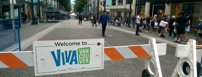 Viva Vancouver is one of Lieux qui ont plu à John.