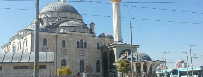 Yapıcı Camii is one of Konya Selçuklu Mescit ve Camileri.