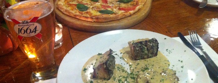 Invito Italian Restaurant and Bar is one of Fooding.