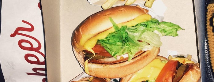 In-N-Out Burger is one of Posti che sono piaciuti a Brandon.