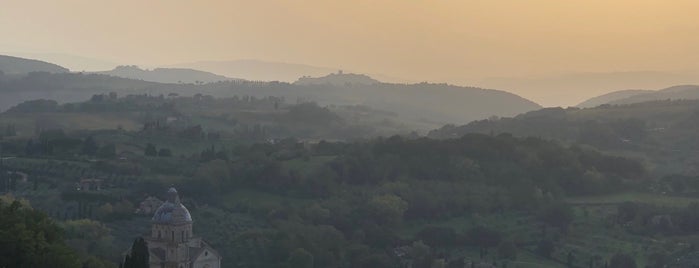 Montepulciano is one of Lieux qui ont plu à Akhnaton Ihara.