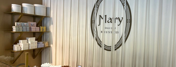 Chocolaterie Mary is one of Lugares favoritos de Akhnaton Ihara.