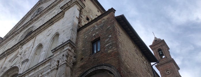 Chiesa di Sant'Agostino is one of Orte, die Akhnaton Ihara gefallen.