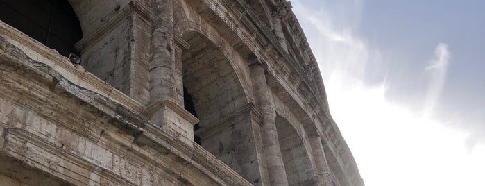 Colosseo is one of Posti che sono piaciuti a Akhnaton Ihara.