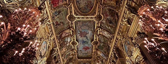 Opéra Garnier is one of Lugares favoritos de Akhnaton Ihara.