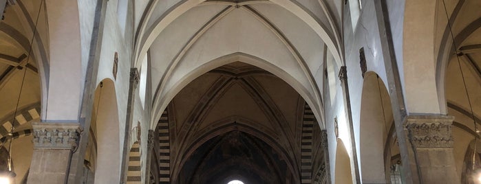 Basilica Di Santa Trinita is one of Lugares favoritos de Akhnaton Ihara.
