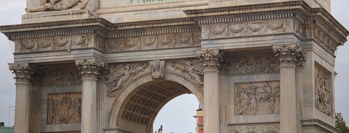 Arco della Pace is one of Lugares favoritos de Akhnaton Ihara.