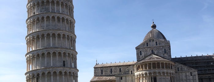 Schiefer Turm von Pisa is one of Orte, die Akhnaton Ihara gefallen.