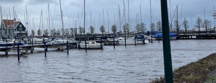 Marina Volendam is one of Harbors or Marinas.