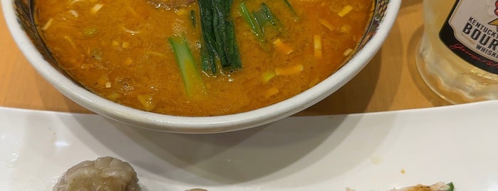 寿限無担々麺 is one of Ramen13.