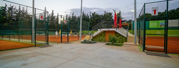 Olive Farm Güller Dağı Çiftliği is one of Marmaris.