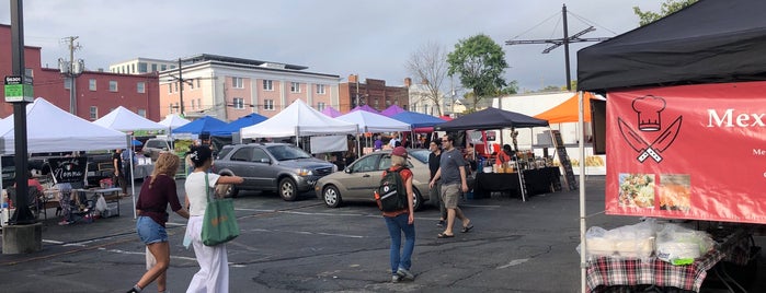 Charlottesville City Market is one of Christy’s Liked Places.