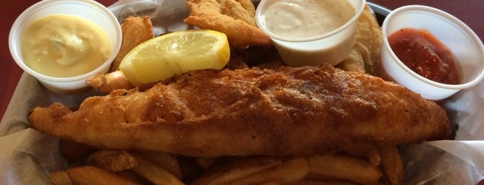 Zeke's Fish & Chips is one of Haley : понравившиеся места.