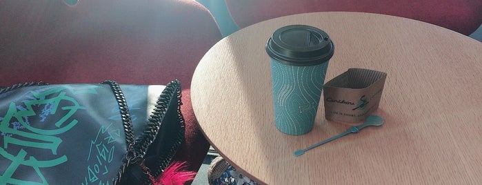 Caribou Coffee is one of Gökhanさんのお気に入りスポット.