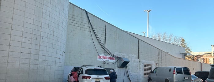 Sheepshead Bay Fruit & Vegetable is one of Would Go Back To.