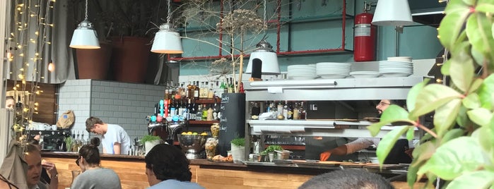 The Barge House is one of London Brunch.