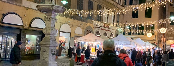 Piazza Campetto is one of GENOVA - ITALY.