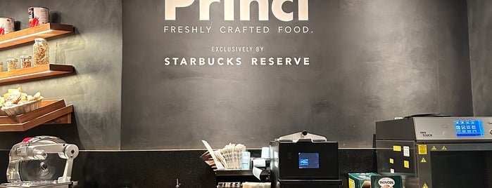 Starbucks Reserve is one of New york 🗽.