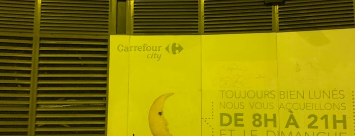 Carrefour City is one of Paris_hiver.
