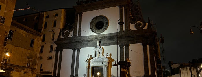 Santa Caterina a Formiello is one of cortili e chiostri, maggio dei monumenti 2013.