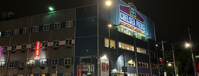 Chelsea Piers is one of Conorさんの保存済みスポット.