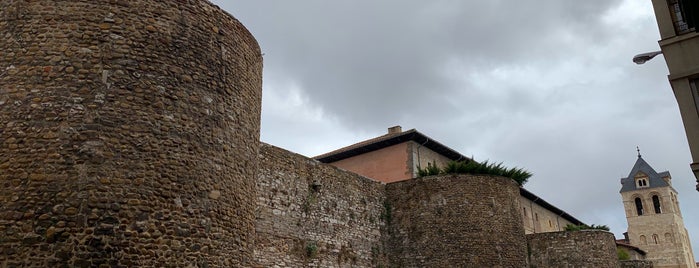 Muralla de León is one of CULTURAL TOP TEN.