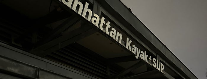 Manhattan Kayak + SUP is one of Creative Date Spots.