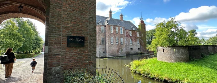Slot Zuylen is one of Utrecht-Rhijnauwen and nearby.