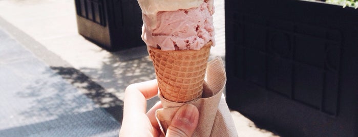 Van Leeuwen Ice Cream Truck - Greene is one of Desserts and Bakeries - NYC.