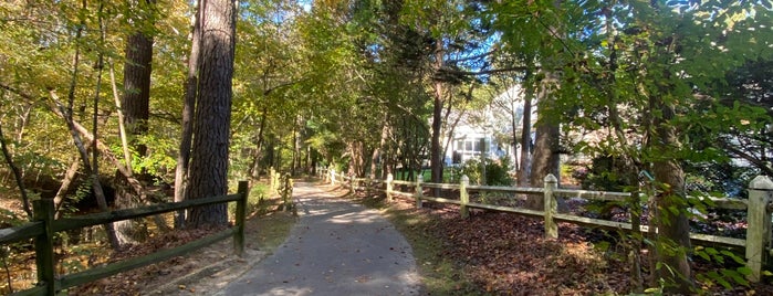 Harold D. Ritter Park is one of Parks & Nature Preserves.