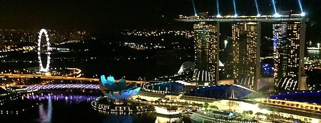 Empire is one of Singapur.