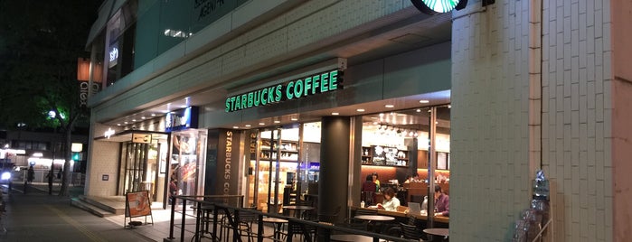 Starbucks is one of 【【電源カフェサイト掲載2】】.