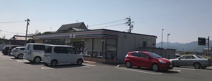 セブンイレブン 総社窪木店 is one of コンビニ3.