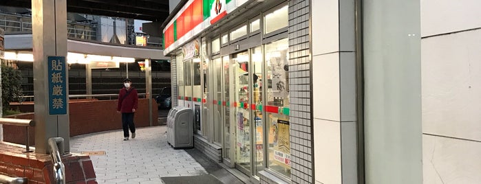 サンクス 梅田堂山店 is one of サークルK・サンクス・ampm.