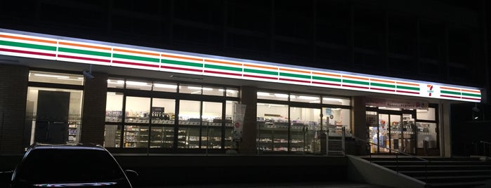 7-Eleven is one of 兵庫県神戸市のコンビニ(2/4).