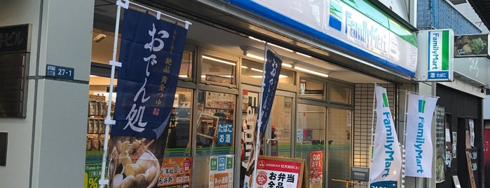ファミリーマート 西早稲田店 is one of 渋谷、新宿コンビニ.