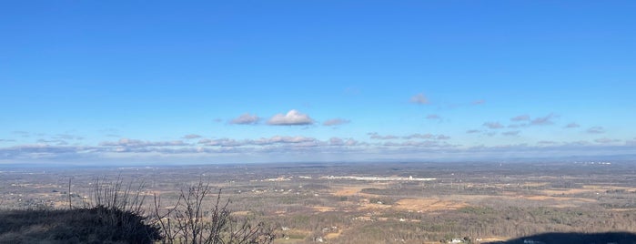 Thacher Park Scenic Overlook is one of Saugerties.