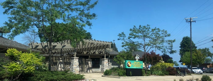 Racine Zoological Gardens is one of zachさんのお気に入りスポット.