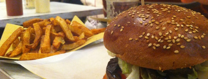 Hambistro is one of Hamburger a Milano.