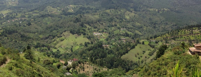 Parque Ecológico El Salado is one of Viaje a Medellín.