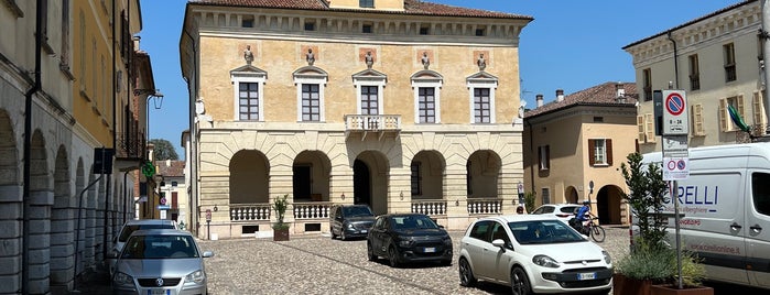 Palazzo Ducale is one of Abbonamento Musei Lombardia Milano.