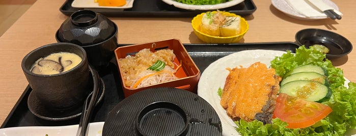 Ichiban Sushi/Bento is one of Orte, die Sergey gefallen.