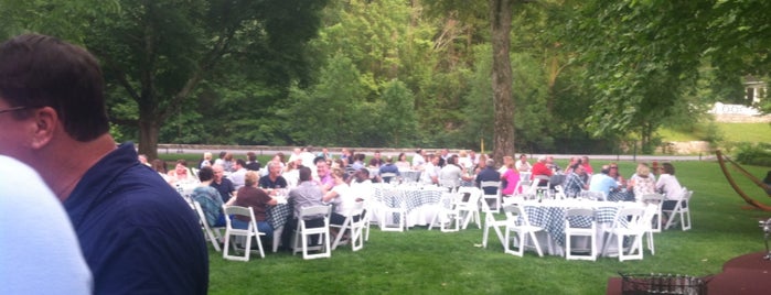 Omni Bedford Springs Resort is one of Posti che sono piaciuti a ed.