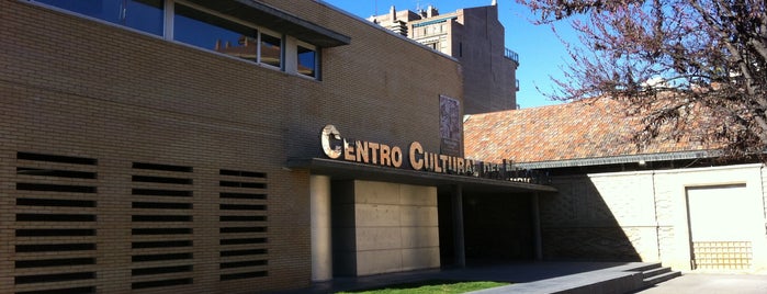 Centro Cultural Del Matadero is one of Teatros.