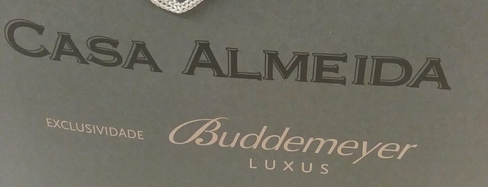 Casa Almeida is one of Shopping JK Iguatemi.