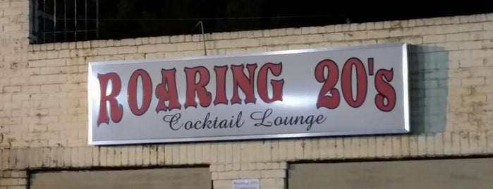 Roaring 20's is one of New Orleans Drinking.